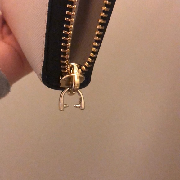 Kate Spade Wallet - Picture 5 of 6